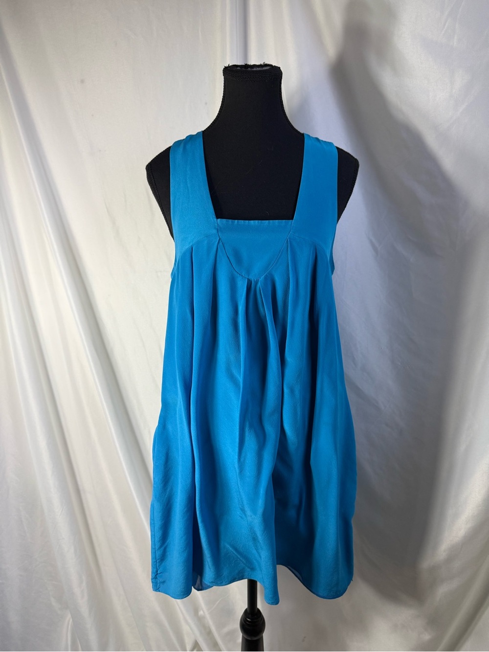 79) Banana Republic Blue Sleeveless Shift Dress Flowy Square Neck Midi. Ptp 17 - Picture 2 of 9